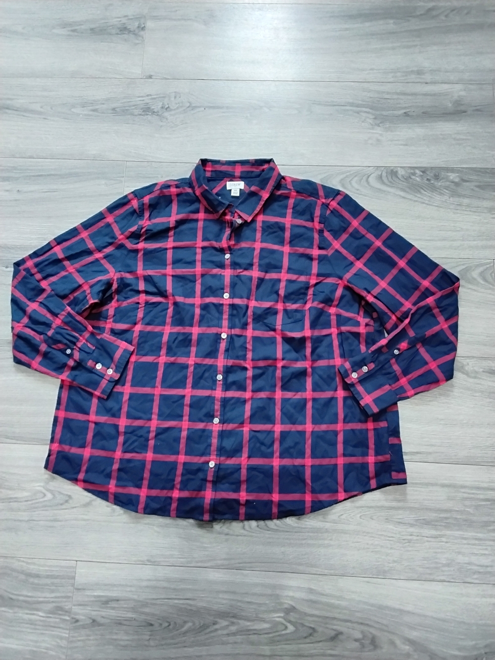 Men's Navy and Red Checked Button-Up Shirt